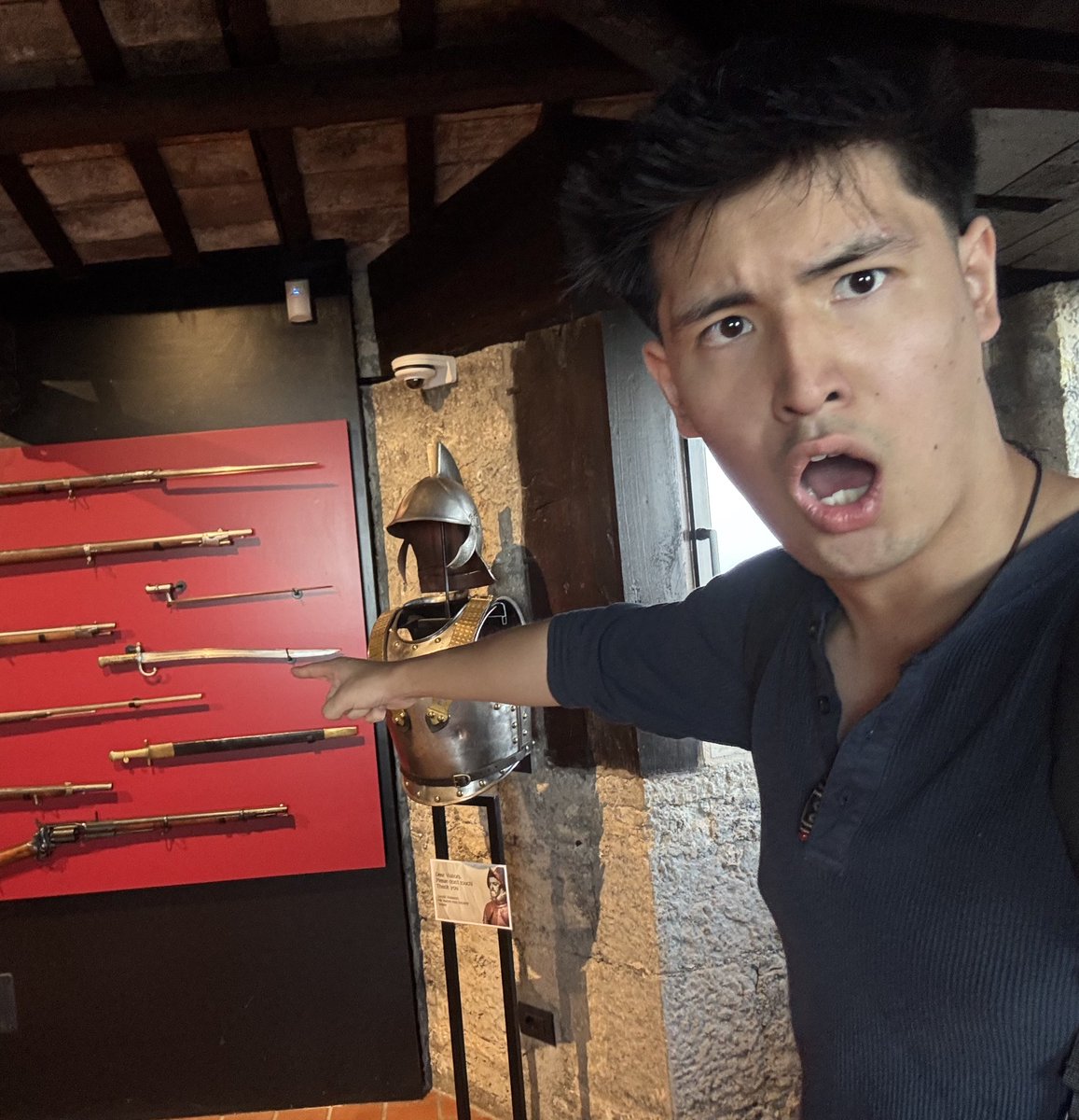 cosplay           vs           daily