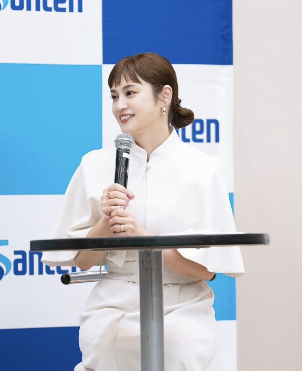 平愛梨ちゃん、4キッズママでもうすぐ41歳って信じられますか😂奇跡すぎる…