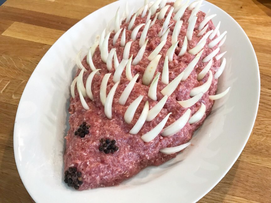 QuetzalPhoenix's tweet image. Important reminder:
In Germany and Poland they enjoy shaping raw pork mince into Hedgehogs (Mettigel) before eating 

This is the greatest combination of high trust society and autism I can imagine.

And proof that hedgehogs and autism are deeply linked.