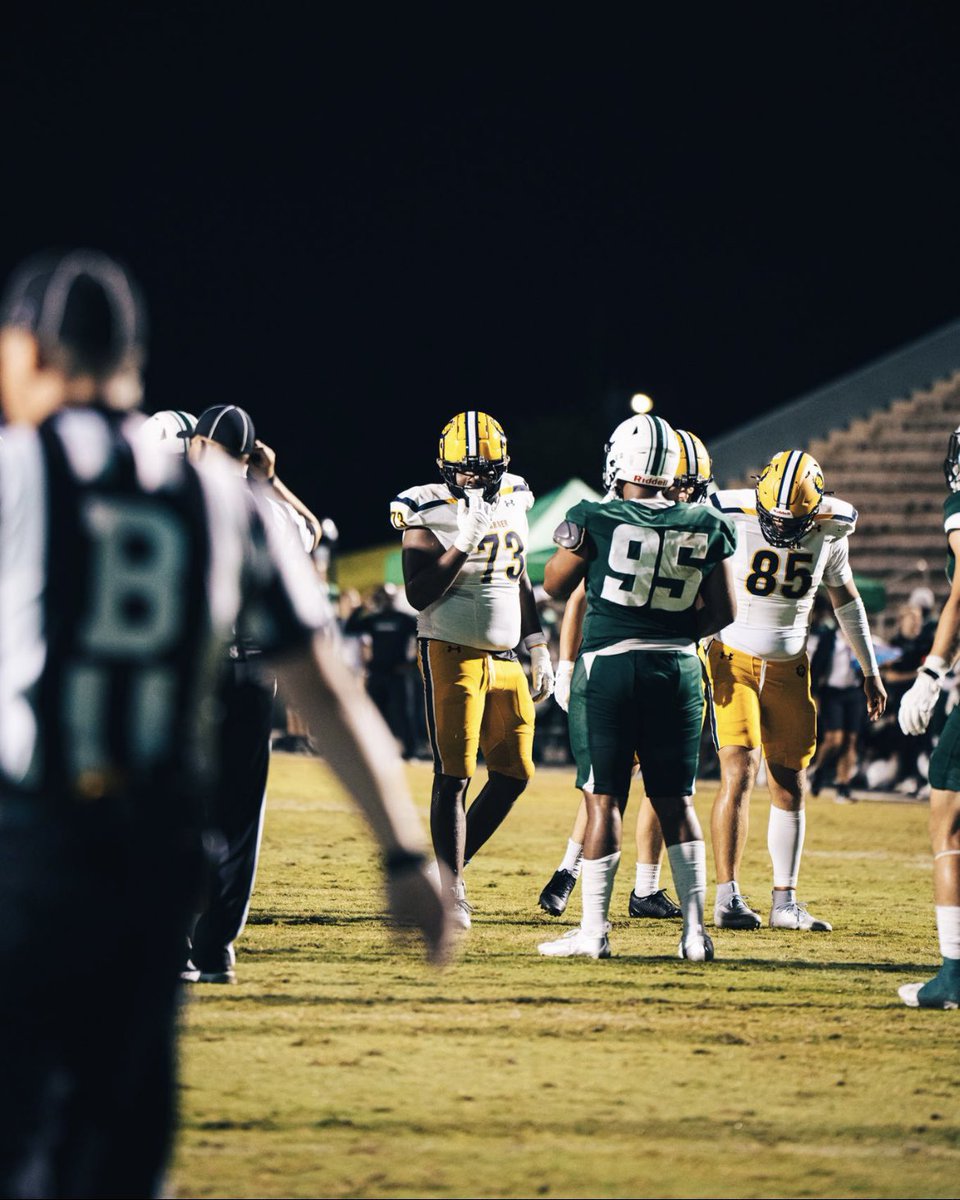 kxngfromdalou's tweet photo. Year 2️⃣✅ bounce back incoming… https://t.co/iNOal56VFx