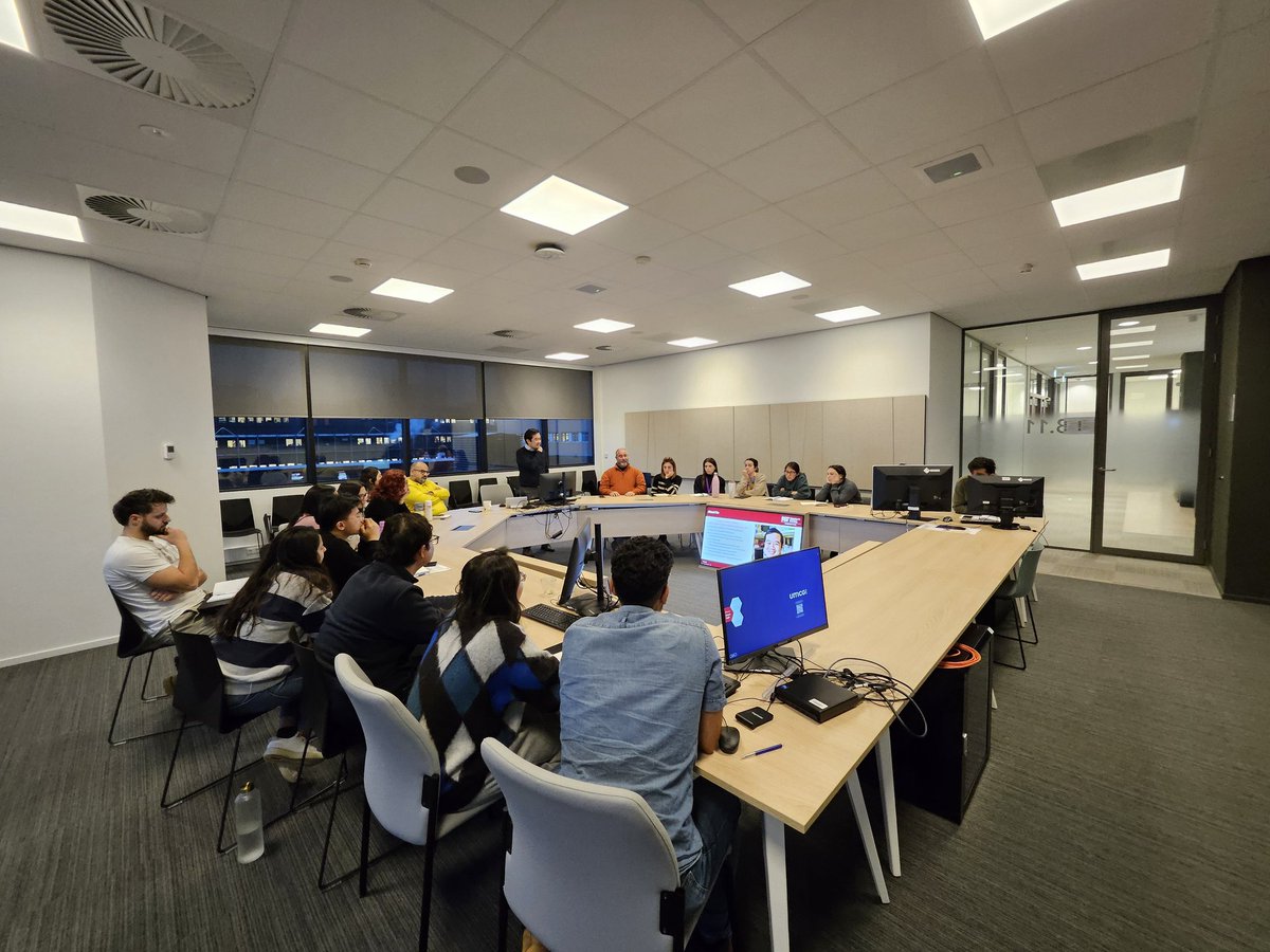 Santos' Lab tweet media