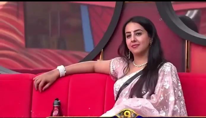 AdamsTree9's tweet image. Voted  Sanjana 🔥❤️
Because real personalities deserve to stay. 
She stands up alone, speaks truth, faces everything without fear. 💥 #sanjanagalrani🫶❤️ 
#Biggbosstelugu9