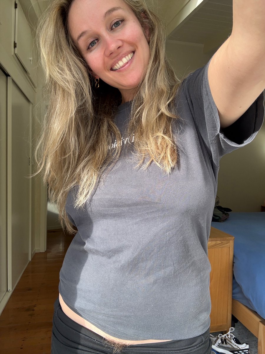 blondiewithfuzz's tweet image. Did you like the surprise?