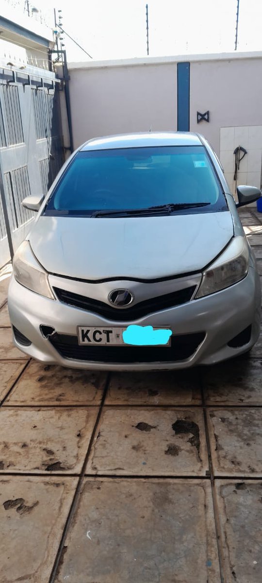 FISK254's tweet image. 🔥🔥✨✨🔥
HOT SALE 
TOYOTA VITZ
1300CC 
ACCIDENT ZERO 
AUTO
SUPER CLEAN UNIT 

KSH @580k
 near thika

    📞0752204824