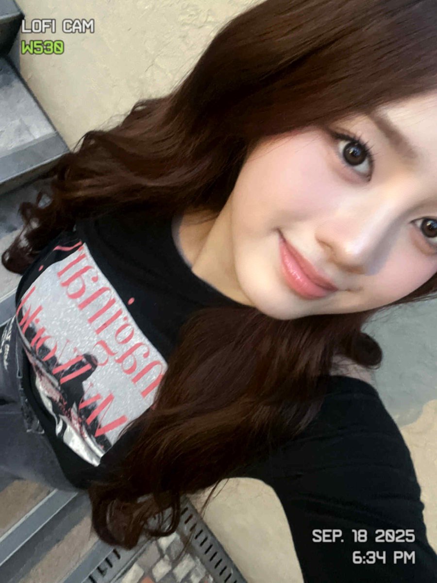 MerryElaine1's tweet image. DAILY BRAND REPUTATION FOR ELISIA🐰!
🪽 Please rt, qt &amp;amp; reply with: 

유니스 엘리시아, 대단해요
유니스 엘리시아 최고의 보컬리스트
유니스 엘리시아 만능인이에요
유니스 엘리시아 는 매우 멋져요

#UNIS #ELISIA
#유니스 #엘리시아
@UNIS_offcl