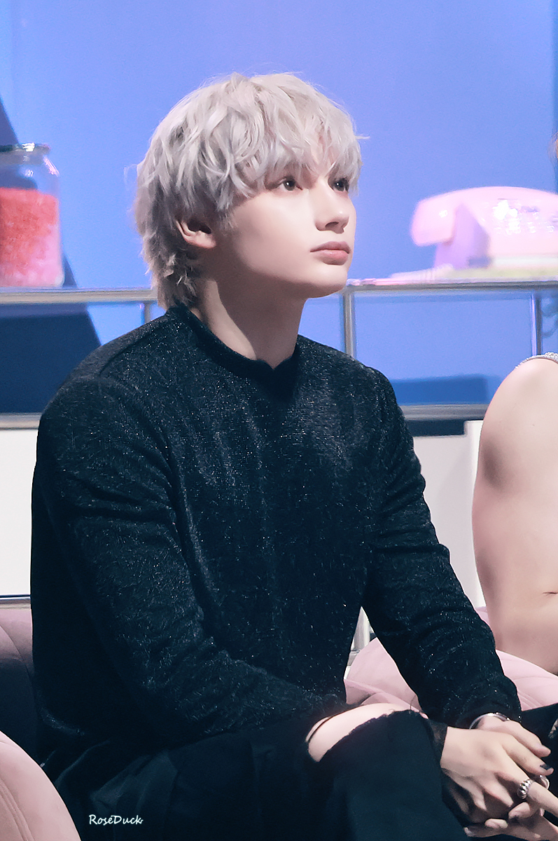 RoseDuck_yaya's tweet image. 250621

🐧✨😶‍🌫️💕👀✨

#휴닝카이 #HUENINGKAI #ヒュニンカイ
#투모로우바이투게더  #투바투
#TOMORROW_X_TOGETHER
#TXT #休寧凱