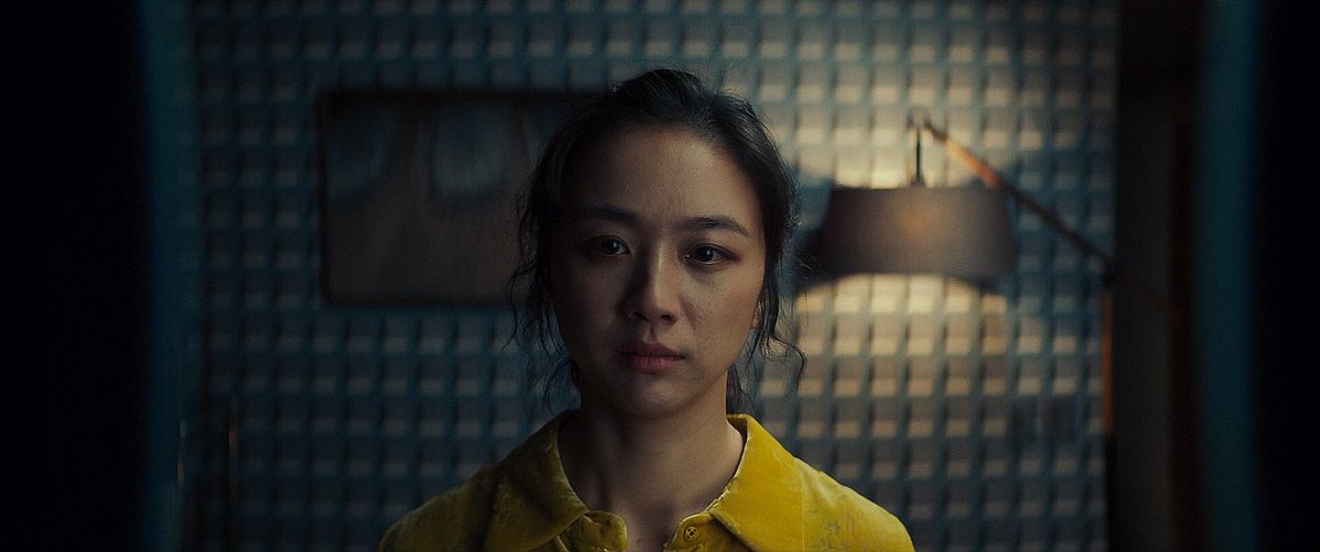 screenscaps's tweet image. tang wei in decision to leave (2022)