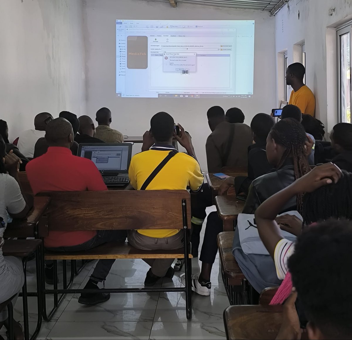 🌟 Full-circle moment at CRCS Machava, Mozambique!
Our former Electronics student Amarildo Josiane returned to campus after completing an advanced software program, this time as a mentor.

A powerful reminder of how learning inspires learning. 💛
rafglobal.org
