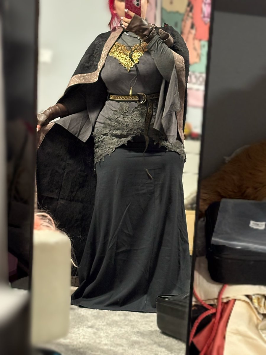 Juxia15's tweet image. Shes here! Thanks for all the support!

#DarkSouls3 #Firekeeper #cos #coser