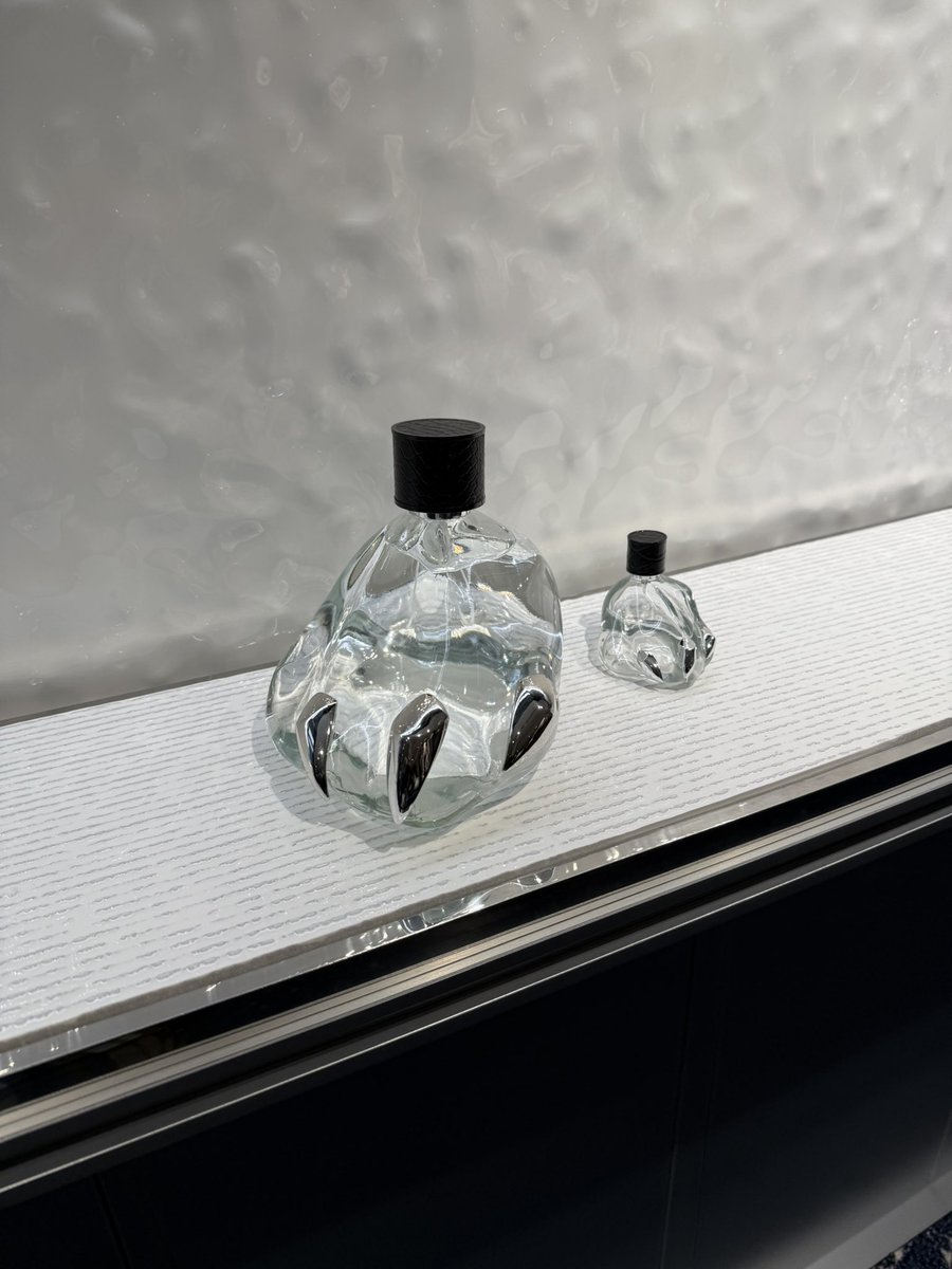 念願の聖水タンバリンズ。
たまたまキノコと同じ色味🍄
気が合うわね。

#TAMBURINs