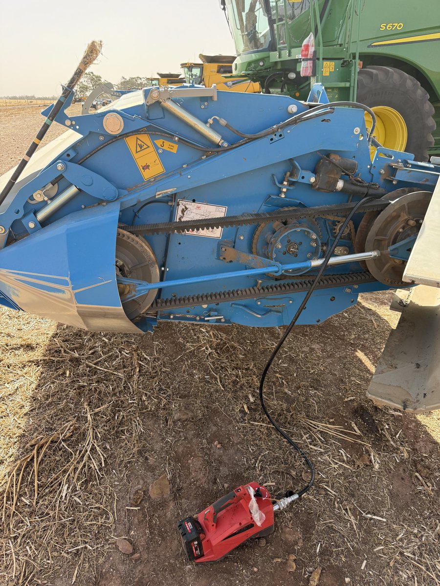 Sam Horan tweet media