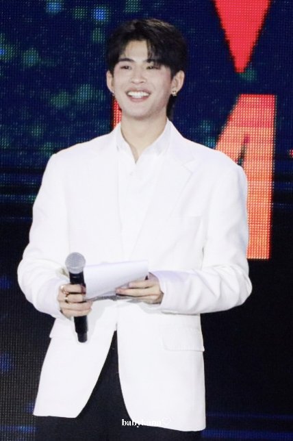 Aompatna476's tweet image. เป็นกำลังใจให้พี่มาร์คเสมอไม่ว่าจะในบทบาทไหนในอนาคตขอให้ทำทุกอย่างแบบเต็มที่ไม่ต้องกลัวอะไรเลยจะยังมีเราที่จะคอยเป็นกำลังใจสนับสนุนในทุกๆเส้นทางที่เลือกเสมอนะ

@mmarkpkk #mmarkpkk