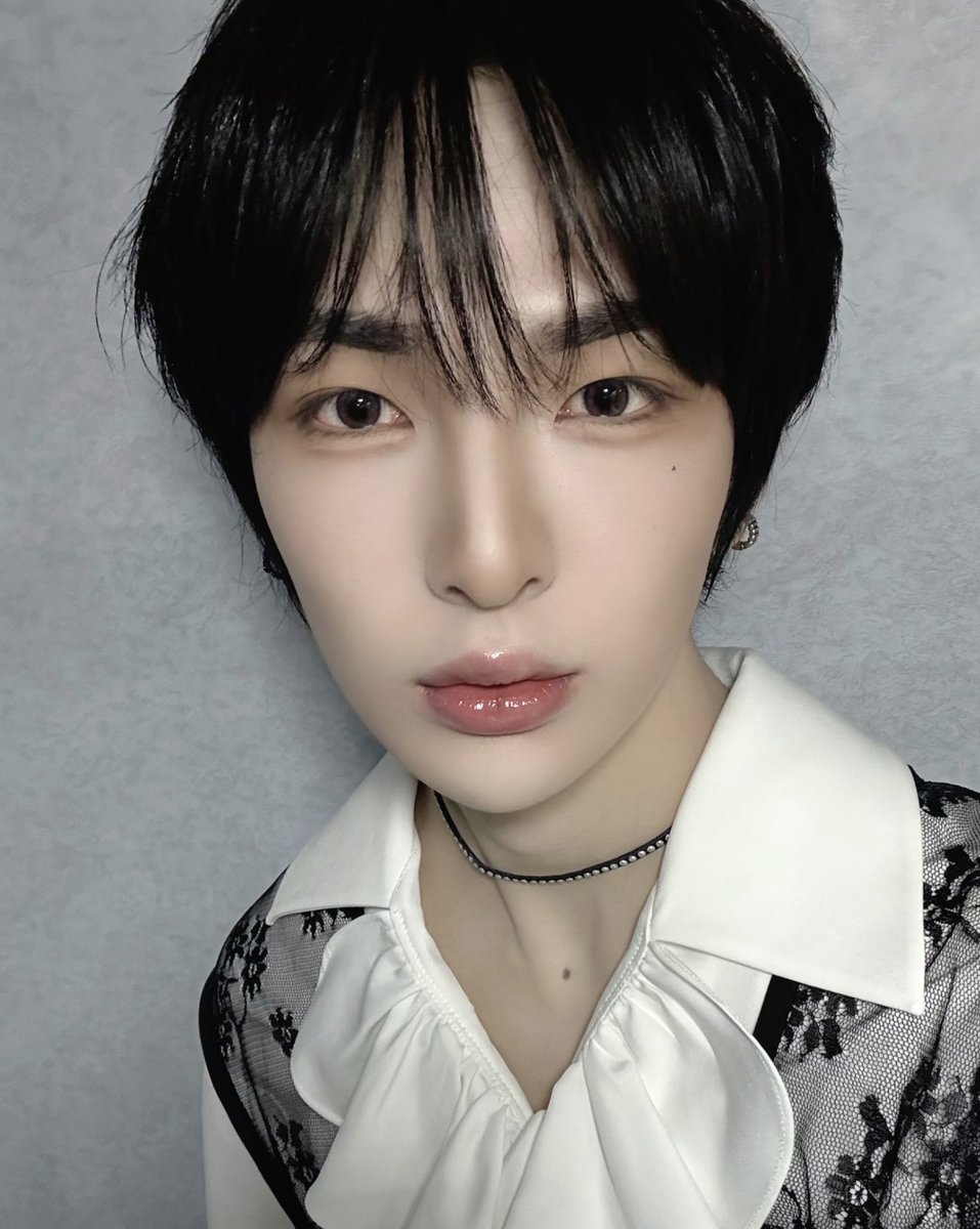 by_EPEX's tweet photo. 눈 언제 내려!!

#EPEX #이펙스 #MU #뮤 https://t.co/jnhUoVJAAK