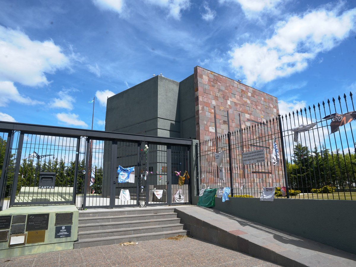 Costó 930.000 DOLARES!!
Y HOY los santacruceños LO MANTIENEN con sus IMPUSTOS!?🤦‍♀️

#ElCambioSomosNosotros