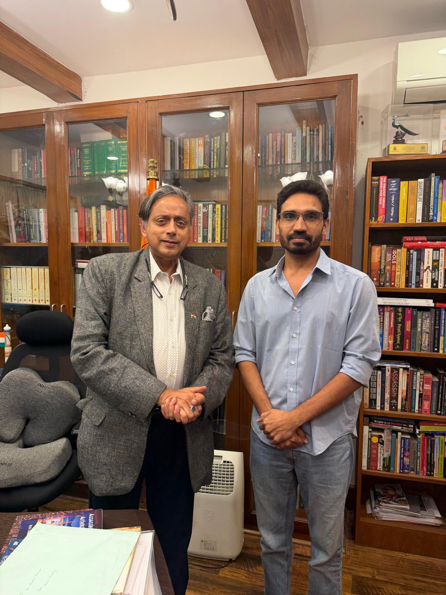 Always a pleasure meeting him and exchange ideas. 
<a href="/ShashiTharoor/">Shashi Tharoor</a>