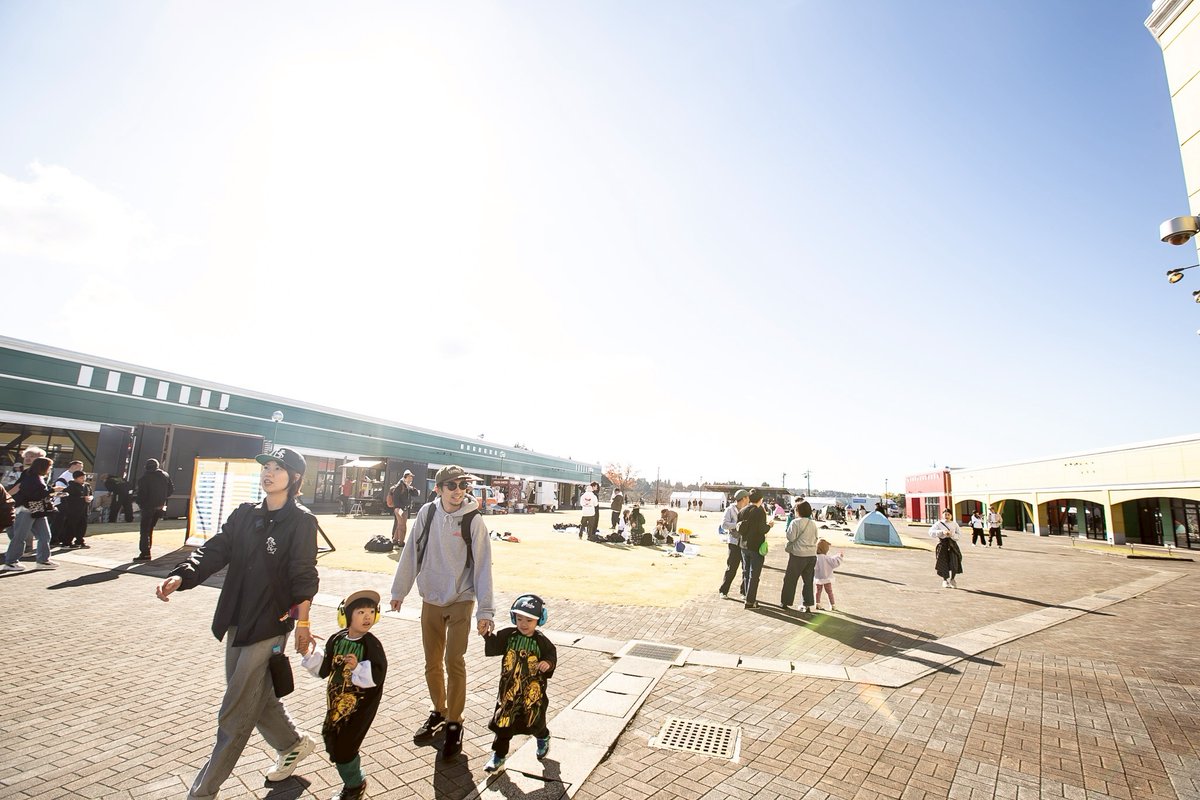 WiRELESS_fes's tweet photo. 『WiRELESS CARNiVAL 2025 完遂!!』
ご来場、ご出演、ご協力いただいた全ての皆様へ、心より感謝申し上げます！

最高の天気、最高のライブ、そしてみんなの最高の笑顔！ 
AfterPartyまでまさに「ワイヤレス」に繋がれた、忘れられない一日になったのではないでしょうか。

本当にありがとうございました！
来年も開催できるように頑張ります！
是非 #ワイカニ で思い出を投稿してください！
#WiRELESSCARNiVAL2025  #ワイヤロス
PHOTO @mo_momomooji @yu_ta88cam @PESK5832