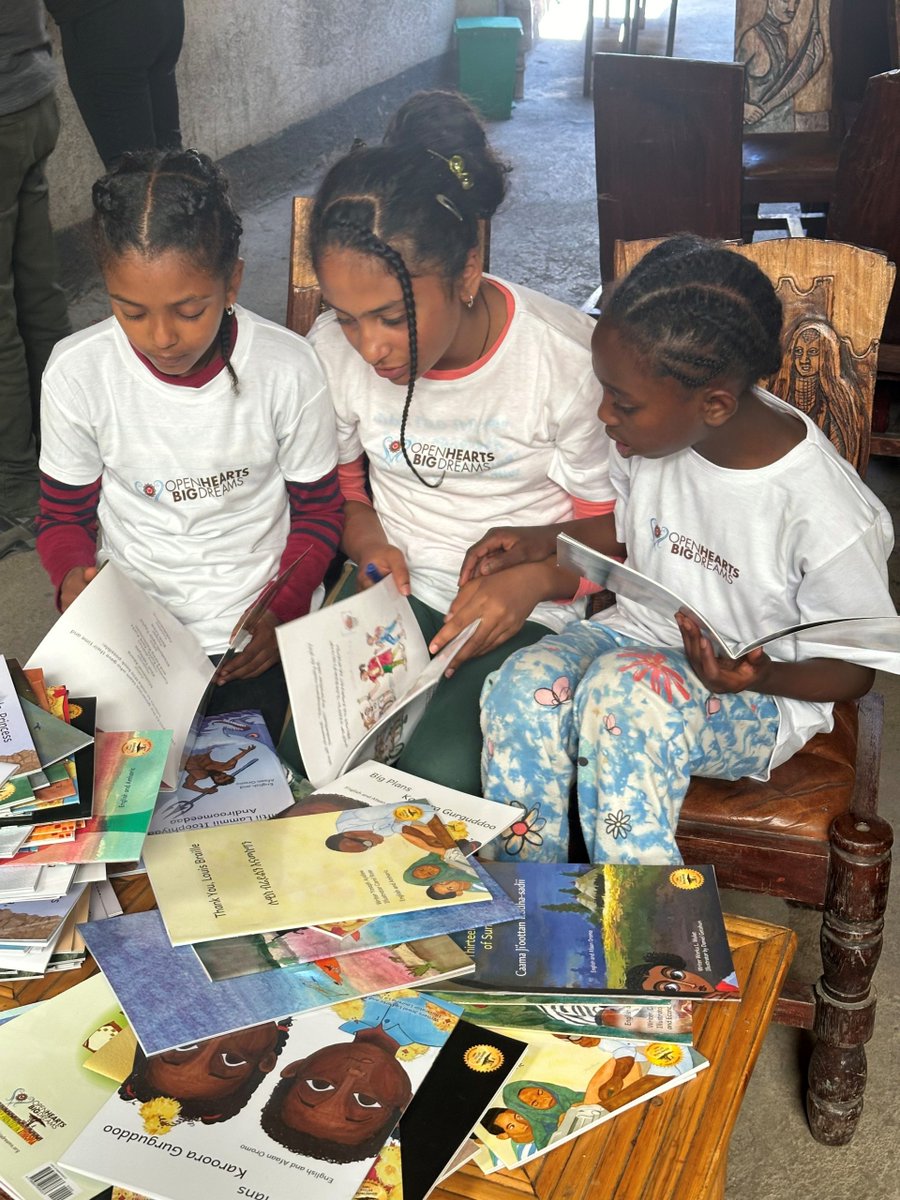 Can you support our online auction fundraiser? Donated items like gift cards, experiences like cooking classes, vacation stays, and other gifts make wonderful auction items that help us raise funds to support our literacy projects. Thanks for your support! openheartsbigdreams.org/contact-us/