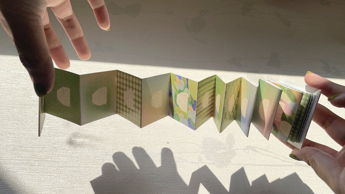 #YOLOARTFEST2025 
accordion zine📒🏠 
นุ้ง