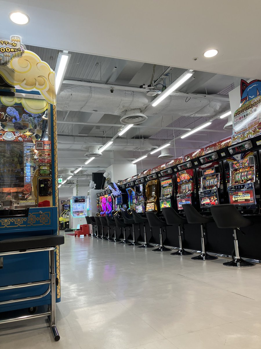 🔅店内情報🔅 今月18日から店内のレイアウトが変更になりました！ 特に