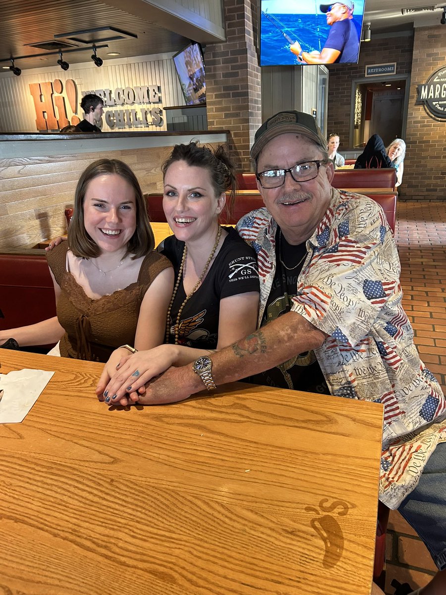 I turned 70 today. 
Holy shit, How did I get so old ??? With my sister Lisa, my middle daughter Shannon And my youngest daughter, Joanie.