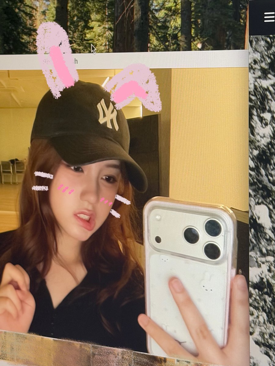 UNIS_kr's tweet image. 𝐔𝐍𝐈𝐒 𝑾𝒆𝒗𝒆𝒓𝒔𝒆 📸 
🐰🖤📸
[251126 #엘리시아]

#UNIS #유니스
#UNI_Story #ELISIA 
#WEVERSE #위버스