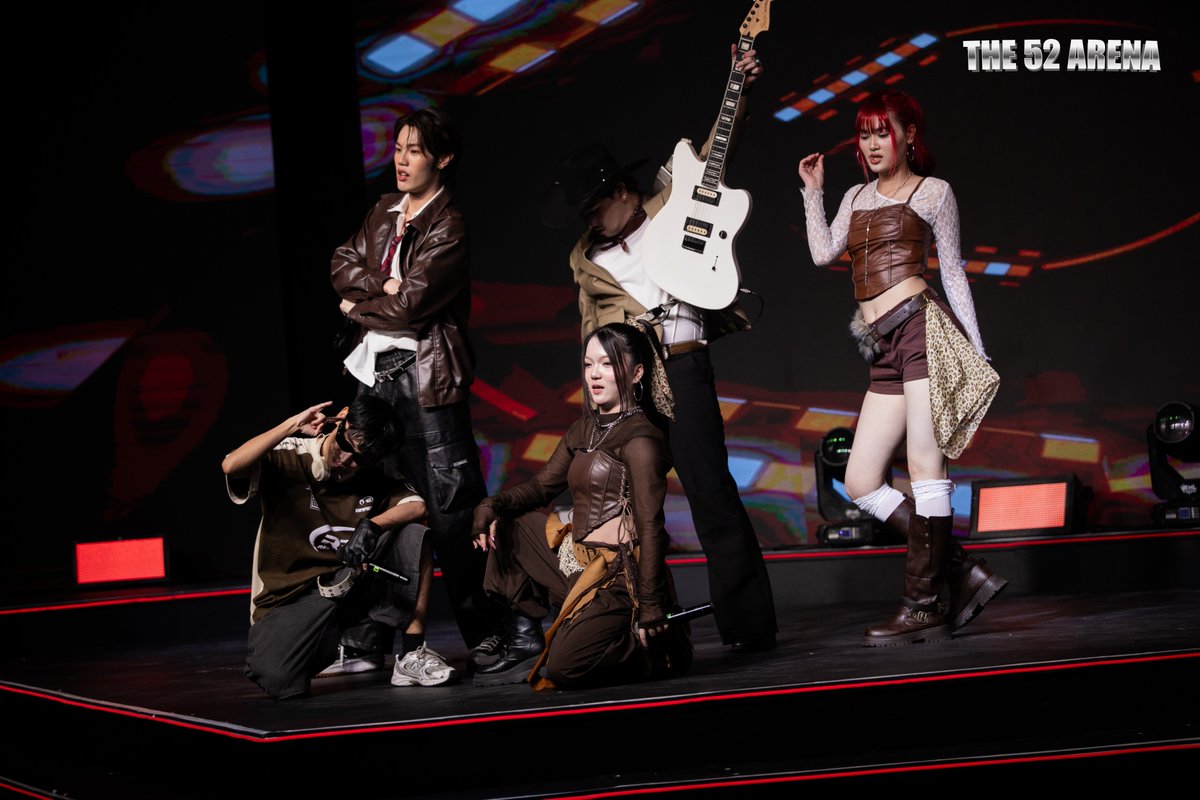 The52Arena's tweet image. การแสดงของทั้ง 13 กลุ่มกับ MISSION 3: FINAL STAGE

THE 52 ARENA EP6 

#THE52ARENA 
#THE52ARENA_EP6
#Projext52