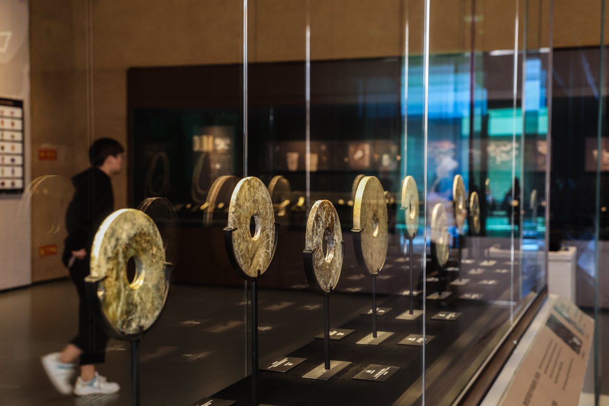 QiushiJournal's tweet image. Unlock the secrets of the origins of ancient Chinese #civilization! The archaeological ruins of Liangzhu (around 3300-2300 BC) in #Hangzhou, #Zhejiang Province, were designated as a @UNESCO World Heritage site in July 2019, providing concrete evidence of #China&apos;s 5,000-year…