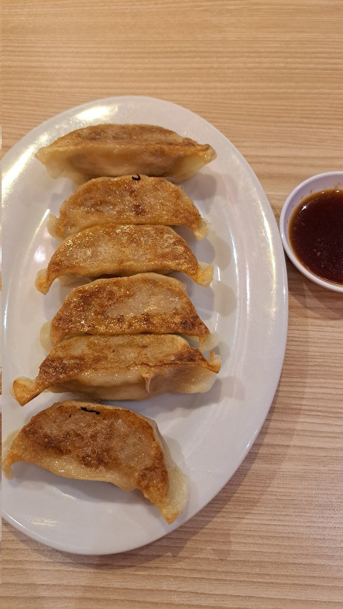 erdinathe's tweet image. Yamagoya ramen
1. Yamagoya chicken collagen ramen
2. Pork gyoza
#ramen #chicken #pork #gyoza #yamagoyaramen