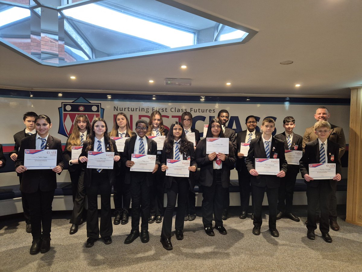DaubeneyAcademy's tweet image. Well done to all of our CLASS award winners from last week. Lots of silver badges handed out. Well done! #FirstClass