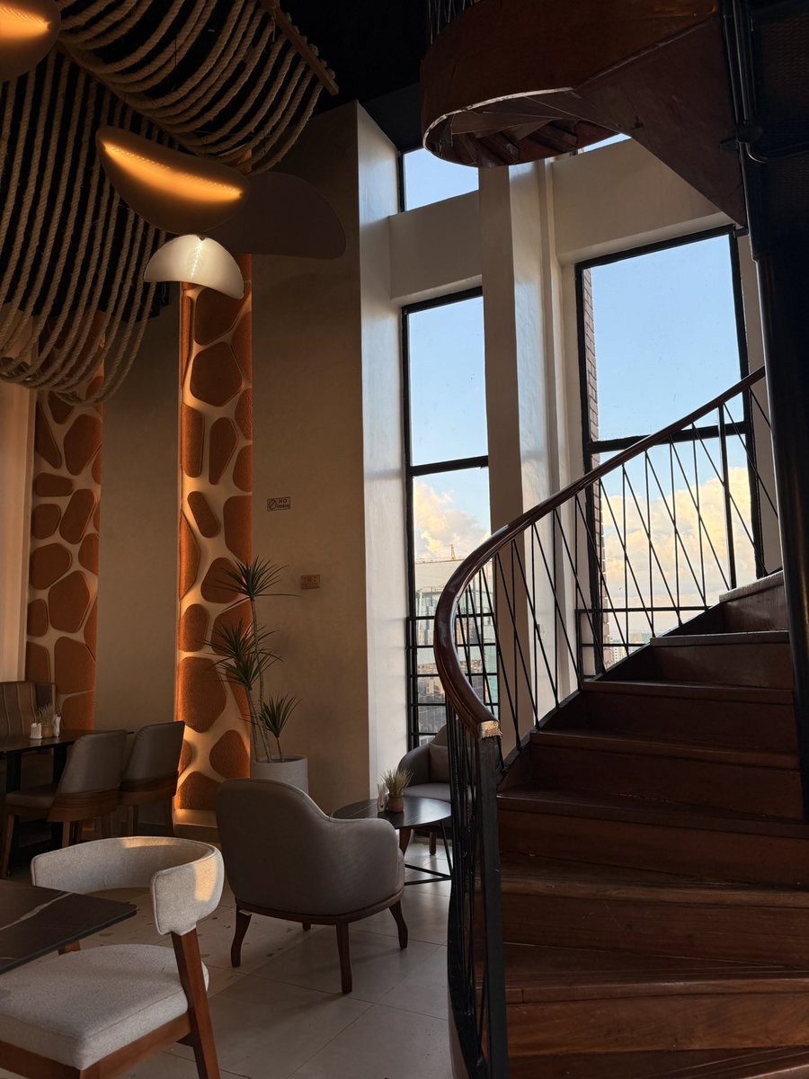 agoro__'s tweet photo. I visited such a beautiful space yesterday🙂

📍 Zarafa Lounge. https://t.co/lIchXjLsfc