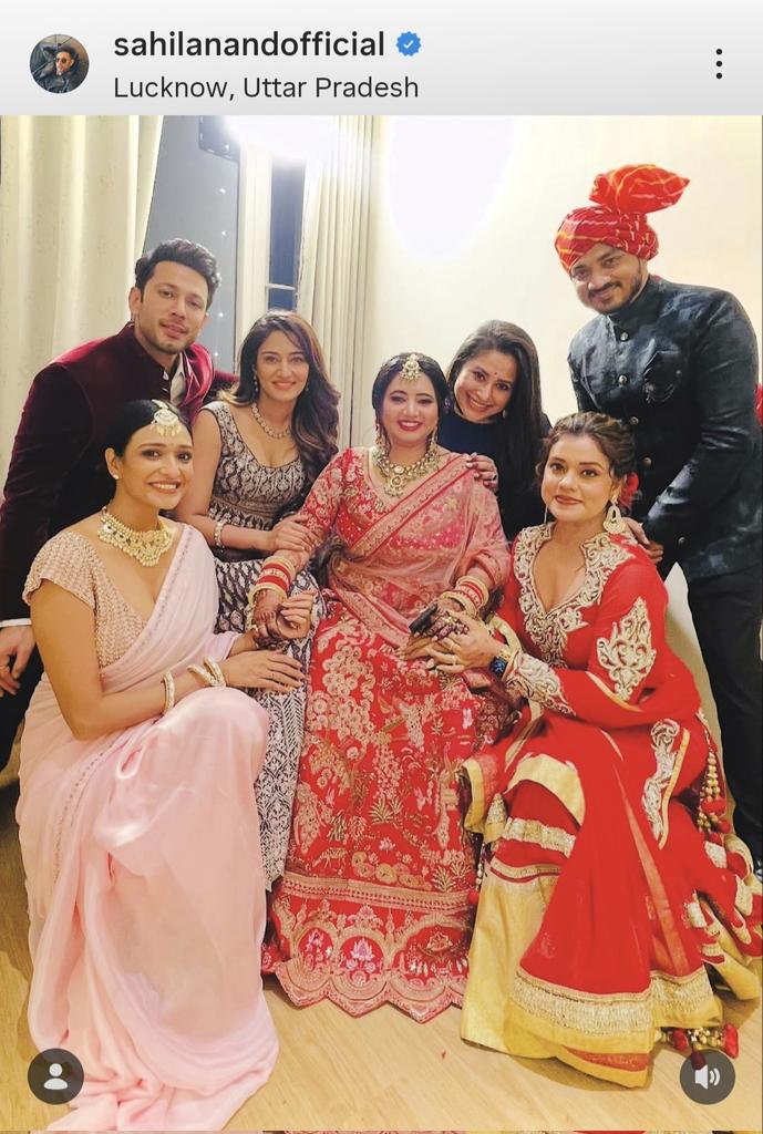 Eri toh pata nahi kab photos post karegi,  abhi Sahil ke posted photos enjoy karte hai!😃
#EricaFernandes <a href="/IamEJF/">Erica J Fernandes</a> #SahilAnand