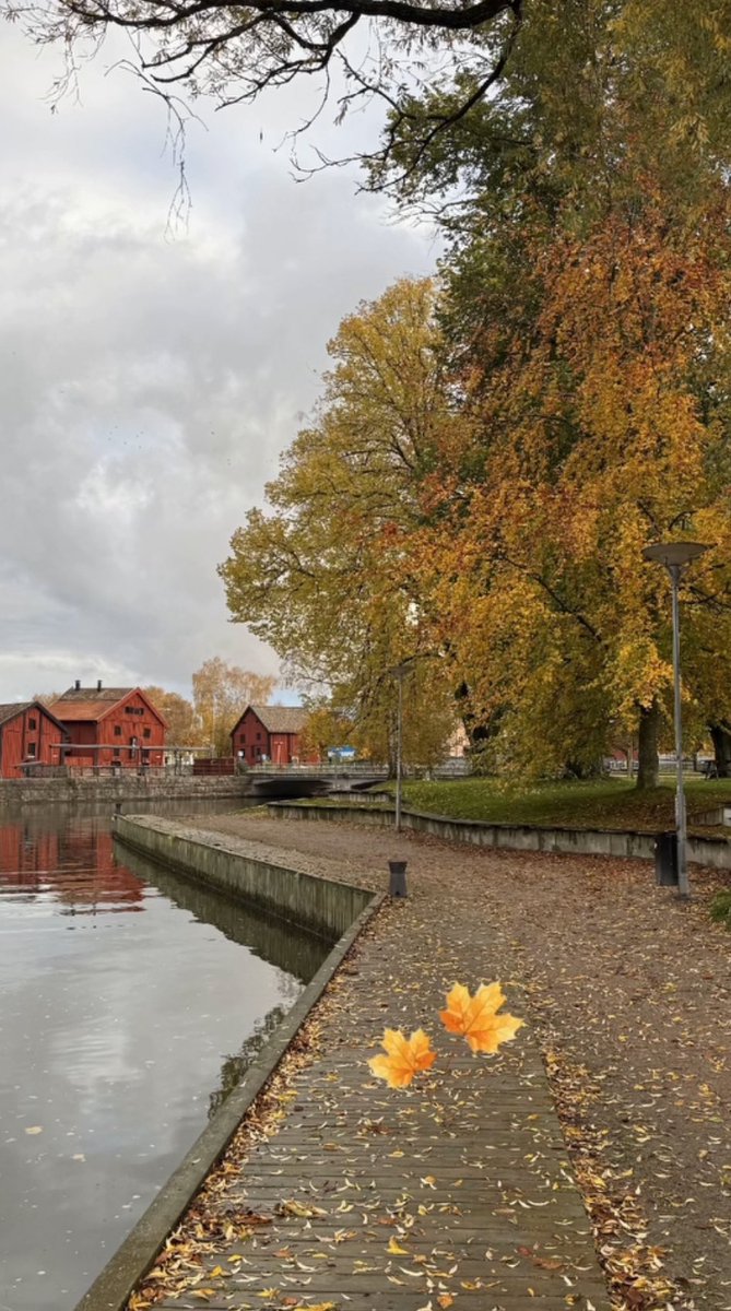 #الوناسه_بالنسبه_لك
والله مالقيتها الا في #الذكر و #الأذكار و #الإستغفار

ما ألهمَ عبدٌ كثرة ذكر الله الا وجدته بين العباد موفقاً
(أَلا بِذِكْرِ اللَّهِ تَطْمَئِنُّ الْقُلُوبُ)

كل شي وناسته وقتيه الا الذكر يدووووم معك