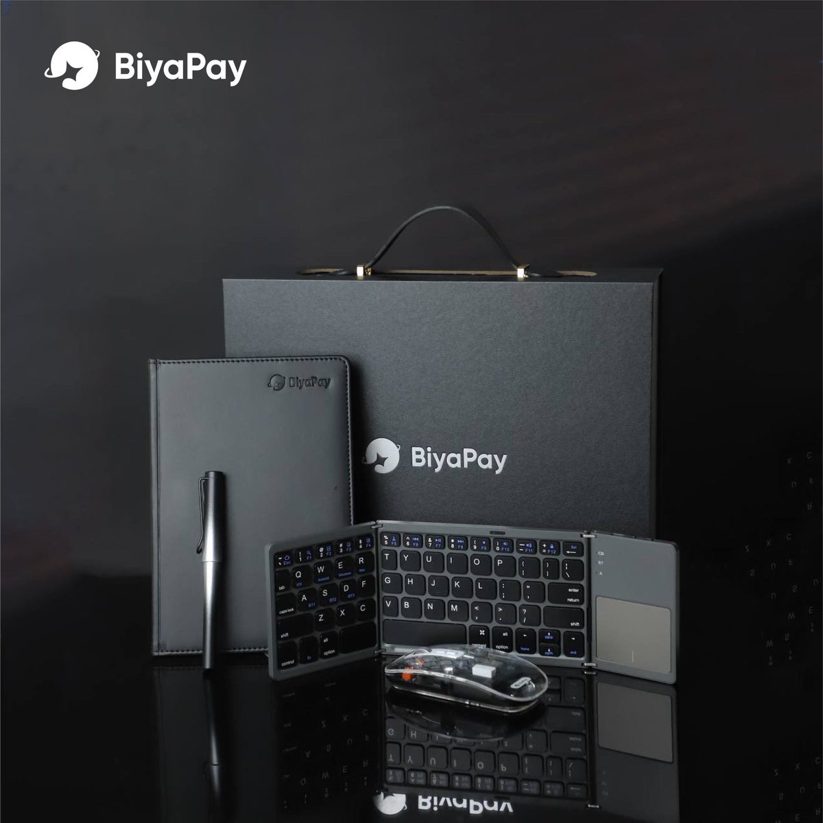 福利贴🎉
终于给粉丝们申请到福利啦！
快来参与！
虽然只有两套
超人数，我再去申请！
点赞 转发 关注<a href="/BIYAPAYOFFICIAL/">BiyaPay 中文</a> 
评论打出你的故事！