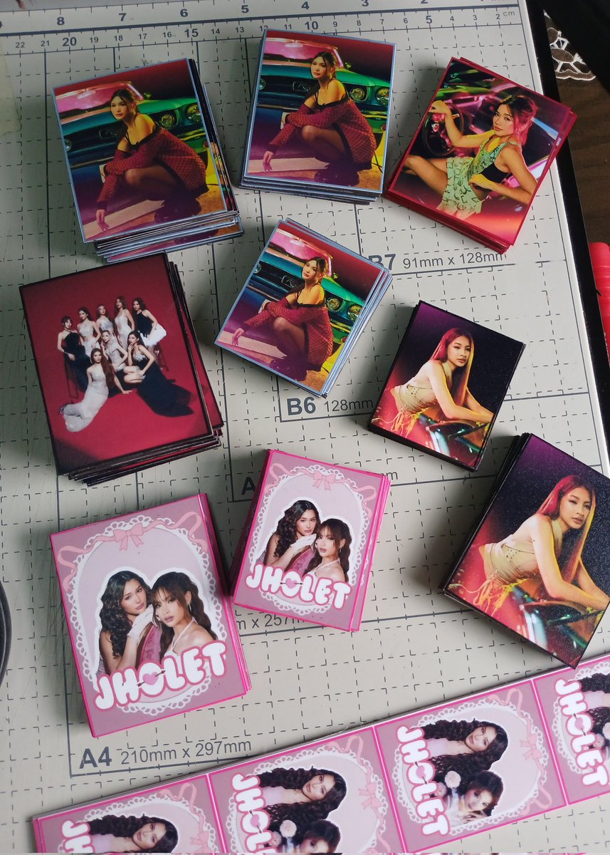 BINIJhoaiahlet's tweet image. guys, blooms, gusto niyo REF MAGNET???? seeee youuuu sa #BINIFIED . kalabitin niyo lang ako char

#JHOLET #JHOAIAHLET #BINI