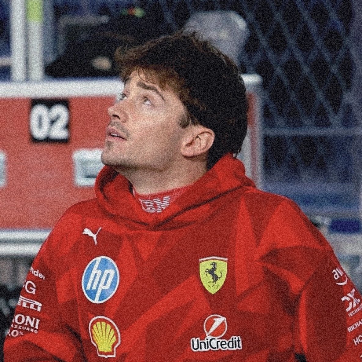 1:40.445 tweet media