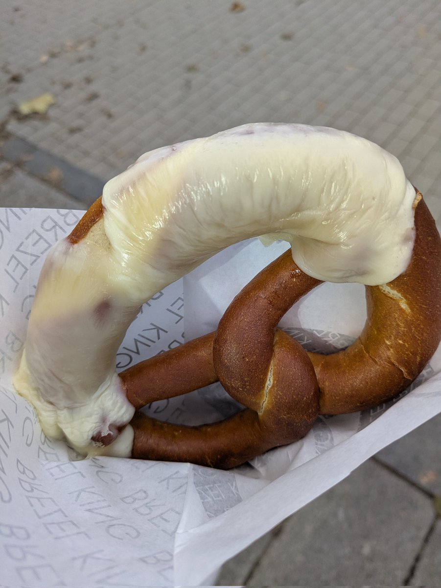 チーズプレッツェル