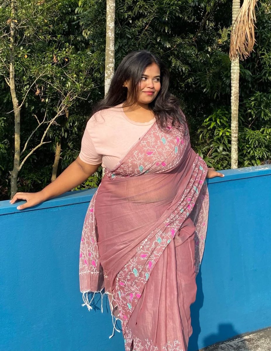 Deshifanst's tweet image. ওলান ওয়ালা অস্ট্রেলিয়ান গাভিন ত্ন্বী খানকি মাগি🥵। চুতমারানির ফিগার কোনো গাইকেও হার মানাবে। যেমন ওলান, তেমন দুধ, তেমন পেট , তেমন রান আর ডবকা খান্দানি একটা পাছা। গরু বাজারের গরু আমরা যেমনে পাছায় থাপ্পর দিয়া পাছা দেখে কিনি এই বেশ্যা মাগির পাছা হইলো এমন। মাগির পাছাটা কি!!!,🥵🥵