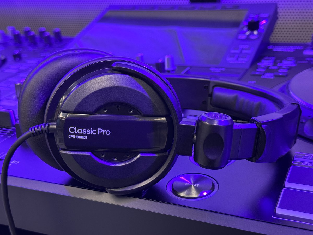Soundhouse_jp's tweet image. CLASSIC PROのDJ用モニターヘッドホンの動画を撮影しました🎧公開をお楽しみに！
soundhouse.co.jp/products/detai…
#CLASSICPRO #DJヘッドホン #ヘッドホン