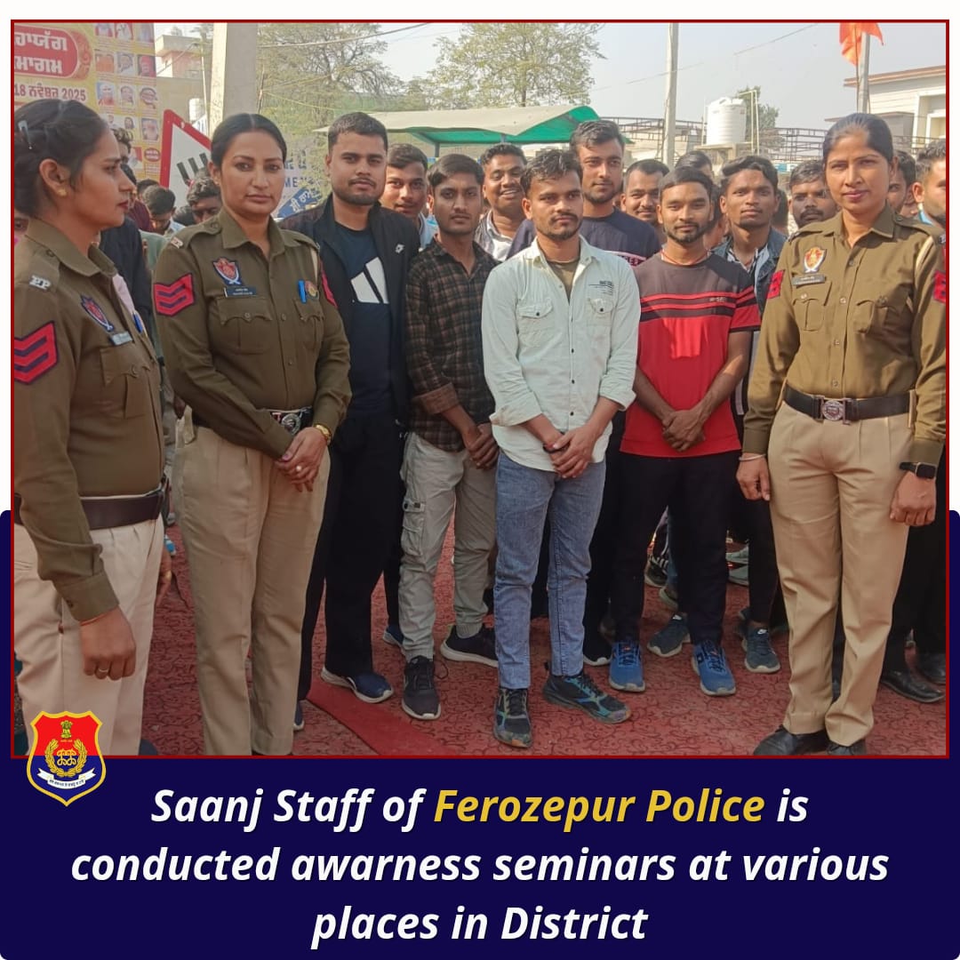Ferozepurpolice's tweet photo. PPMMs of Ferozepur Police visited villages and streets to sensitize women, children and senior citizens about Sanjh Shakti Help Desk, 112 helpline.
#PPMMs
#SaanjhShakti181 https://t.co/xrFCcSx8WL