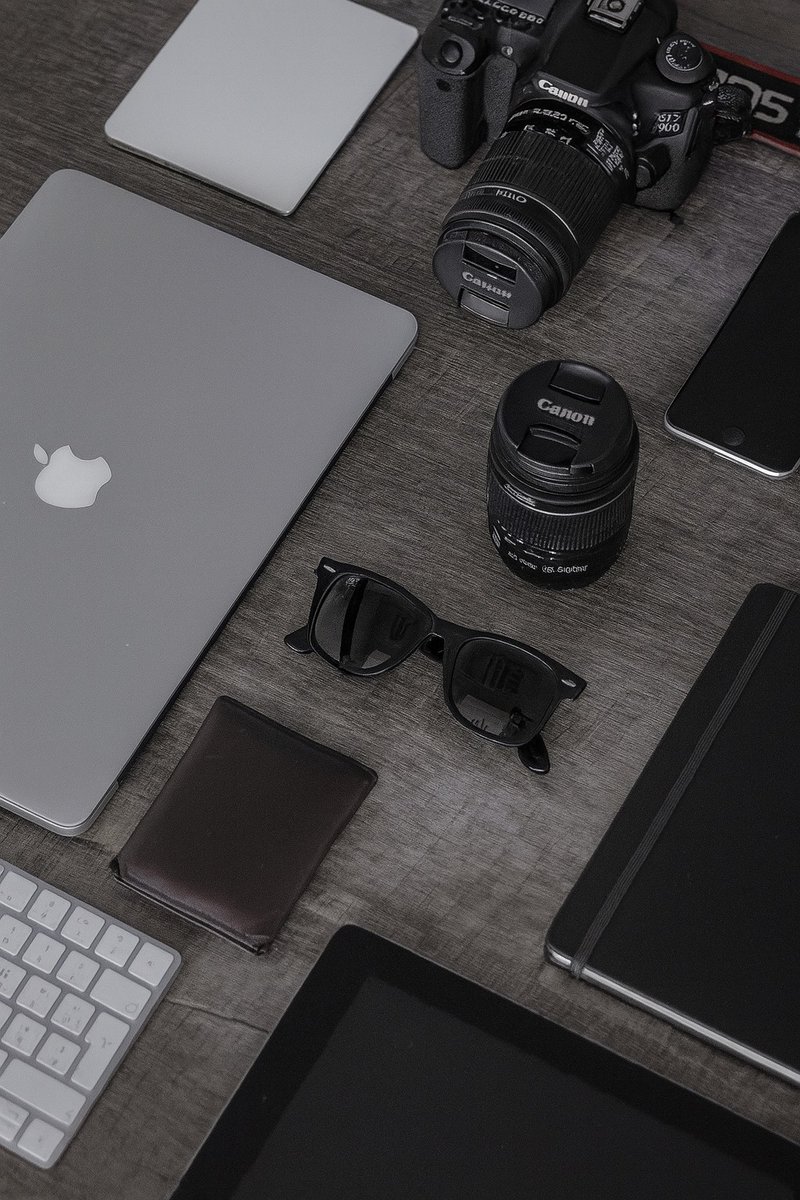 durgtech's tweet image. 🔥 𝟓 𝐋𝐚𝐭𝐞𝐬𝐭 𝐆𝐚𝐝𝐠𝐞𝐭𝐬 𝐘𝐨𝐮 𝐌𝐮𝐬𝐭 𝐇𝐚𝐯𝐞!
Upgrade your setup with these cool new tech essentials. Which one’s your favorite? 😎 lnkd.in/g3tt663S

#TechGadgets #MustHaveTech #GadgetLovers #NewLaunch #GadgetLovers #TechCollection #MustHaveTech