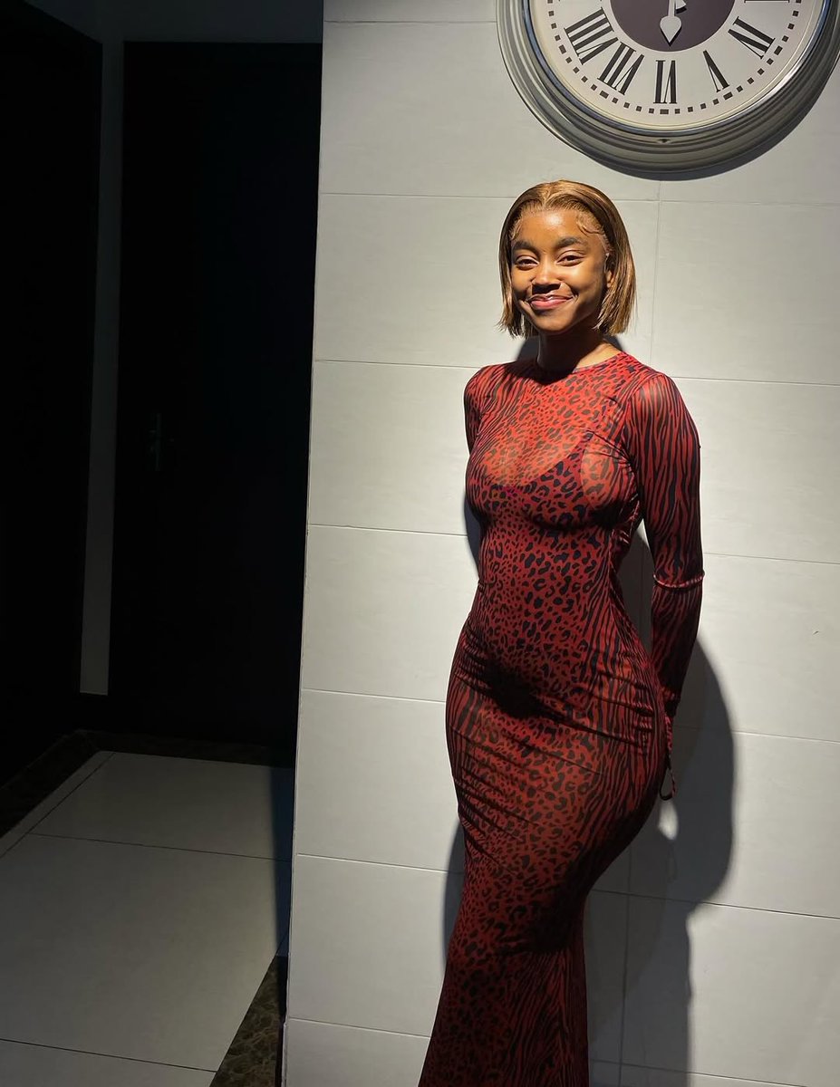 MorayoMartins's tweet image. A soft smile to start your day❤️