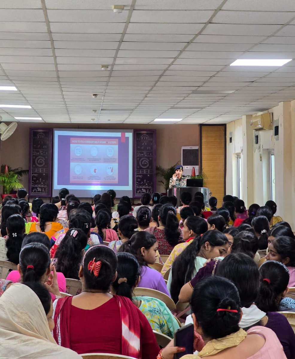 #NationBuilding

Military Hospital Pathankot conducted an awareness session #GarbhSanskar on nutrition and breastfeeding for pregnant women and young mothers. Paediatricians and medical officers delivered engaging talks.

<a href="/adgpi/">ADG PI - INDIAN ARMY</a>
@WesternComd_IA