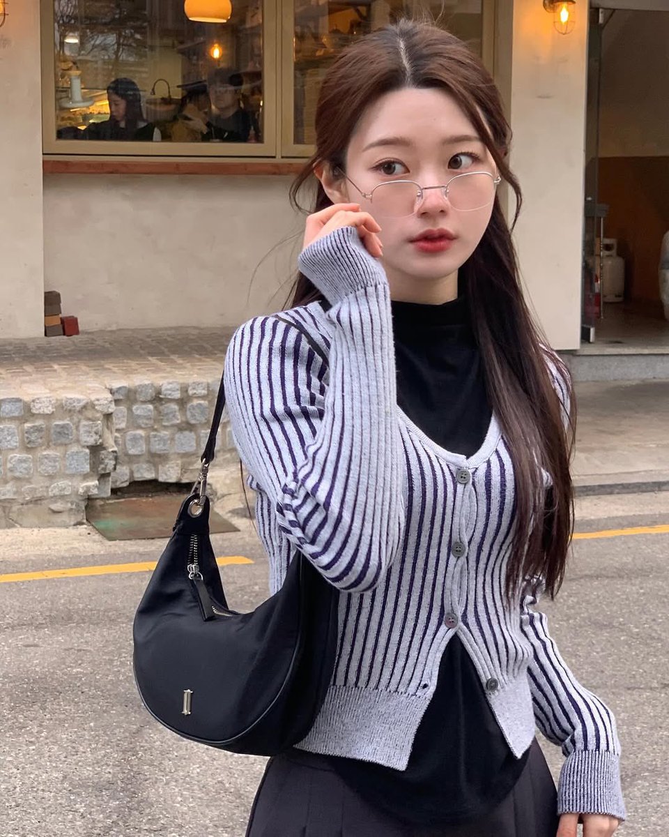 thcsaturn's tweet image. 📍 𝐌𝐨𝐝𝐞𝐱 𝐎𝐟𝐟𝐢𝐜𝐞, 𝐒𝐂𝐁𝐃, 𝐉𝐚𝐤𝐚𝐫𝐭𝐚 𝐏𝐮𝐬𝐚𝐭

Main ke kantor Modex untuk ketemu teman-teman dan bahas untuk photoshoot bulan depan. Jangan berebut ambil makanannya ya guys😋