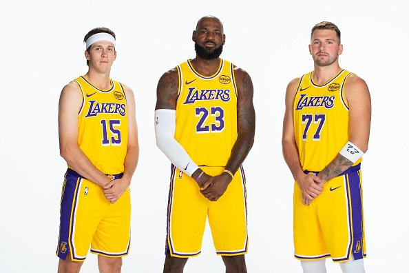 LukaUpdates's tweet image. 99 points
24 rebounds
22 assists