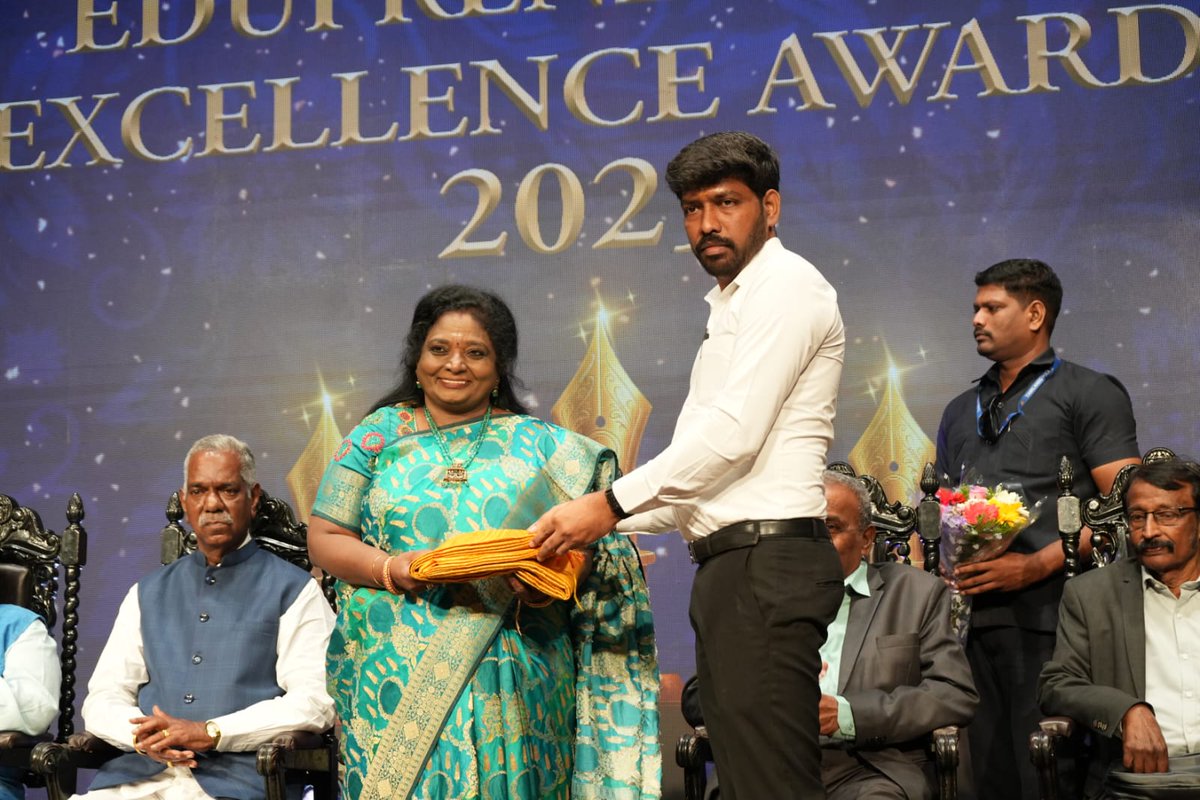 HelloIntec13514's tweet image. 🏆Edupreneurship Excellence Awards 2025 – Chennai Chapter 🏆

18.11.2025 stands as a milestone achievement — 🎉our first step toward creating a powerful change in the field of education.

#edupreneurshipawards2025 #educationleaders #chennaievents #kggroup #ayyaafoundations