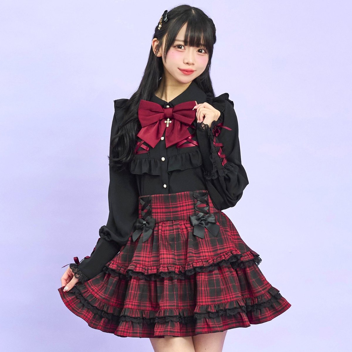 Pick Up
'25 AWできゅんと
ときめき、キラメキを！

きらきら光るクロス付きリボンに映える
レースアップ×ヨークフリルが魅力🐰🎄💕
太めカフスにレースアップを施し
サイドから見ても可愛く🍪🎀
x.gd/h2Mu5

店舗
x.gd/osuBh

#secrethoney
#シーハ二
#シークレットハニー