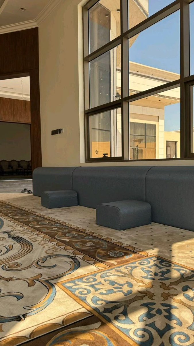 أنا وبعض من الصالحين ماطلعنا مكان مثل باقي الأوادم..🥴

#صباح_الخير