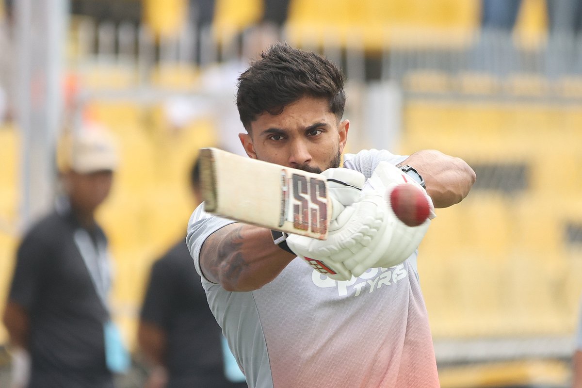 cricbuzz's tweet image. 𝐍𝐢𝐭𝐢𝐬𝐡 𝐑𝐞𝐝𝐝𝐲 𝐬𝐜𝐨𝐫𝐞𝐬 𝐚𝐟𝐭𝐞𝐫 𝐭𝐡𝐞 𝐌𝐂𝐆𝟏𝟎𝟎 
1, 0, 4, 1, 1, 30, 13, 43, 10, 0 😲😲

🔹Innings: 10
🔹Runs: 103
🔹Average: 10.3 #INDvSA