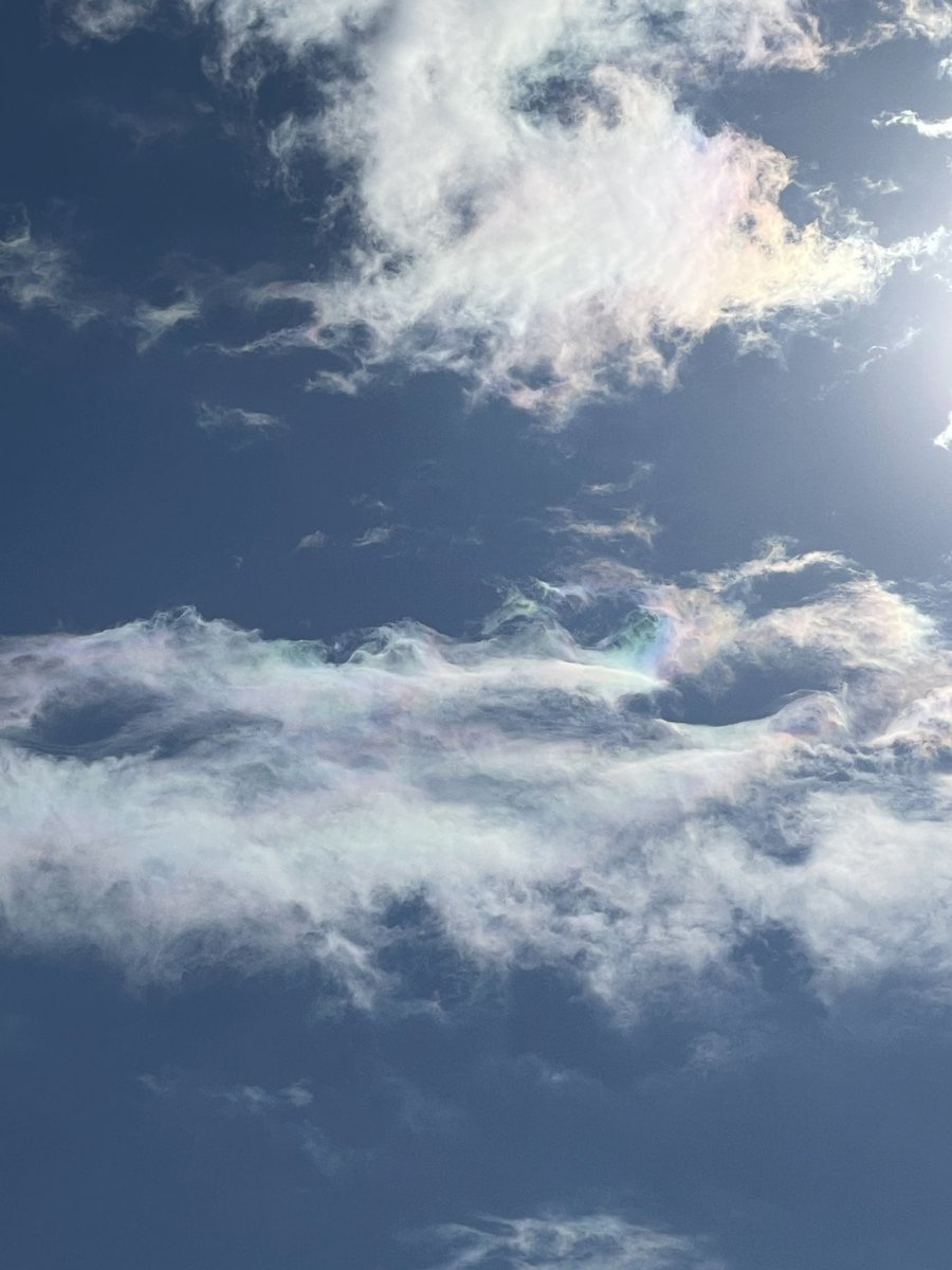 M19364234's tweet image. お誕生日おめでとうございます🥳
素敵な動画を届けてくれてありがとう
ずっと嵐を応援してるよ
大野さんに大きな愛を❤️💙
#大野智誕生祭
#大野智誕生祭2025
大野さんHappy Birthday🎉
#健康第一　
#お母さんいつも産んでくれてありがとう
#大野智