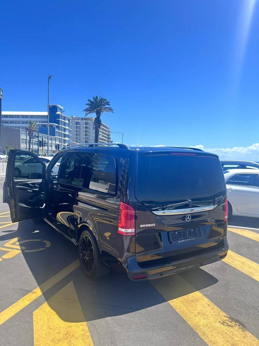 CrimeWatchZW's tweet image. A Zimbabwean man is wanted by South African police after he used fake documents to rent a luxury van in Cape Town and then took it to Zimbabwe.

According to News24, a Cape Town car rental company is facing losses after the rented Mercedes-Benz V300 Brabus was later found for…